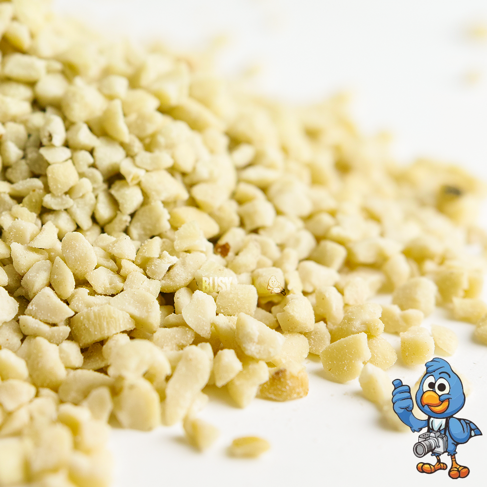 BusyBeaks Kibbled Peanuts | Wild Garden Bird Food | KG Bags